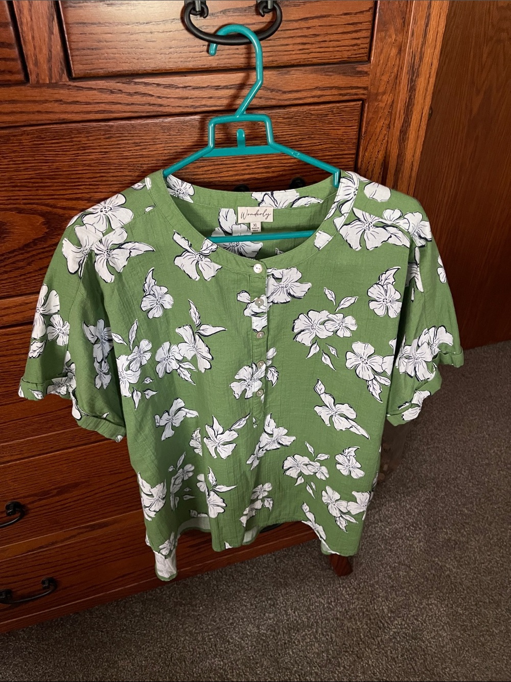 Wonderly Green Floral Button-Front Tunic Top